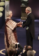 Elinor Ostrom receiving the Nobel Prize